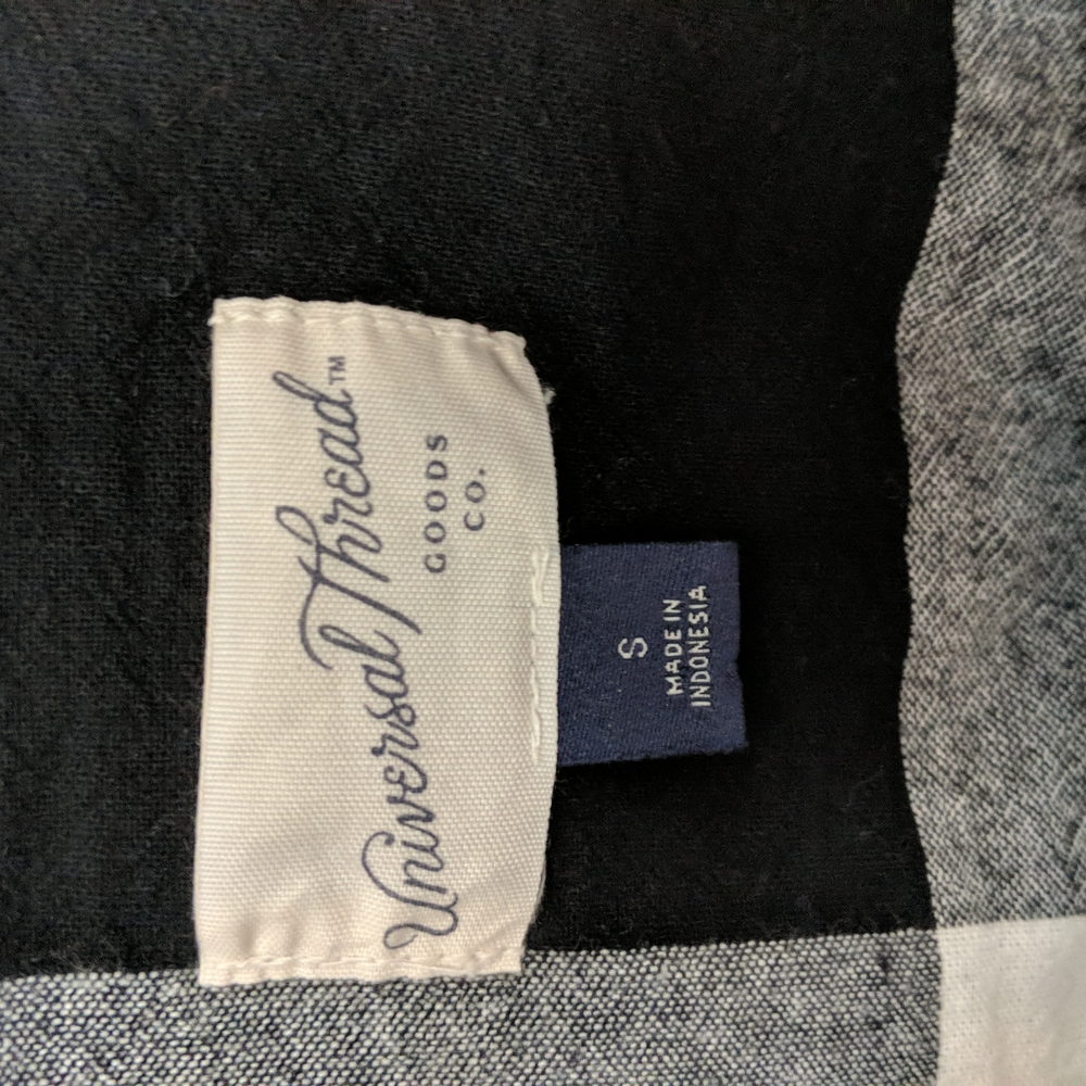 Universal Thread Sz S Black and White Flannel - Picture 3 of 7